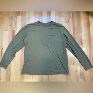 Men’s Large Patagonia long sleeve tee, green in colour